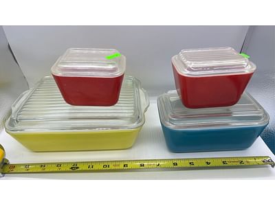 Tupperware Tall Round Containers Yellow & Clear 261 with Lids 563